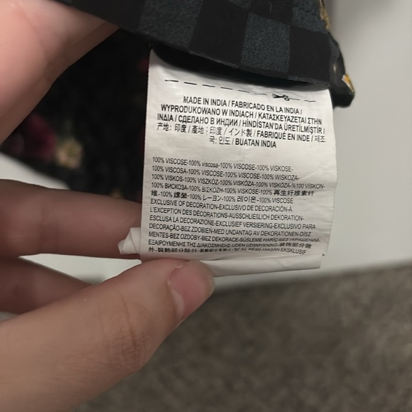 VANS Women’s floral button down blouse size: M - Picture 5 of 6